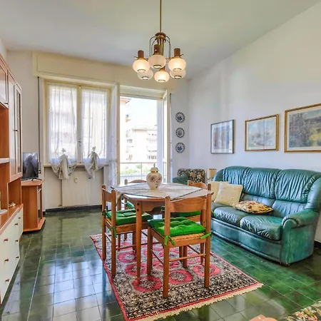 Apartamento Awesome In With Wifi