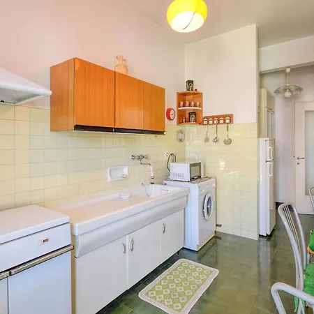 Gorgeous In With Kitchen Daire Arenzano